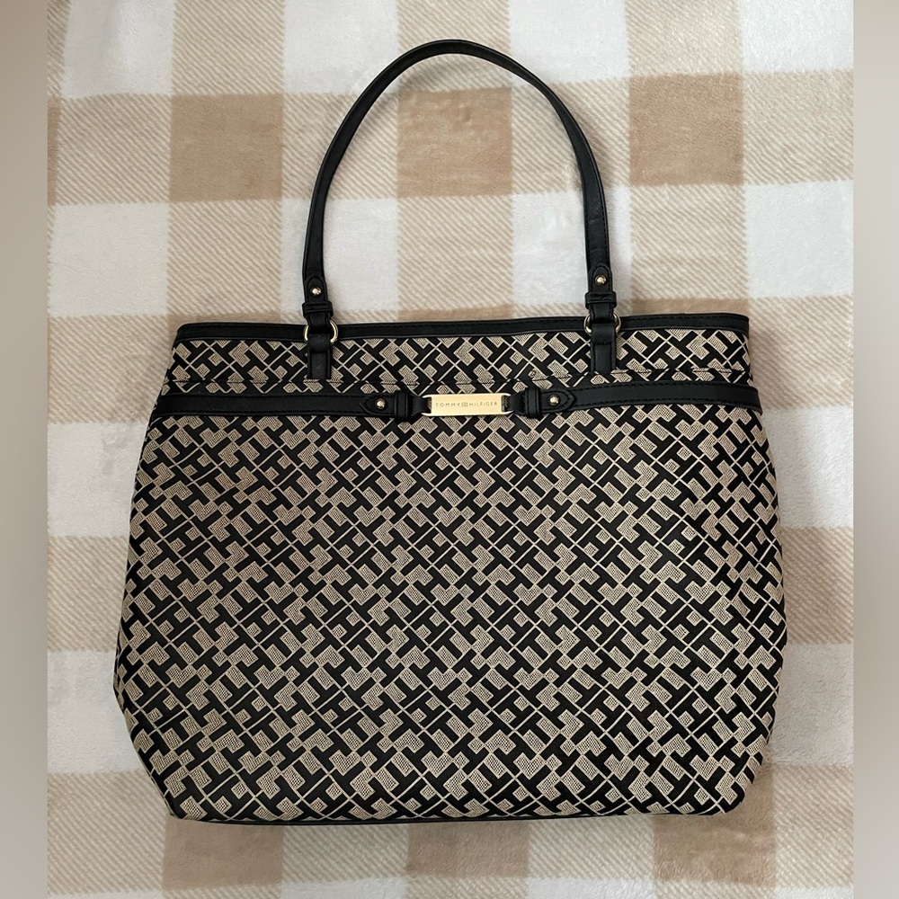 EUC Tommy Hilfiger Medium Size Black & Beige Monogram Tote Shoulder Bag